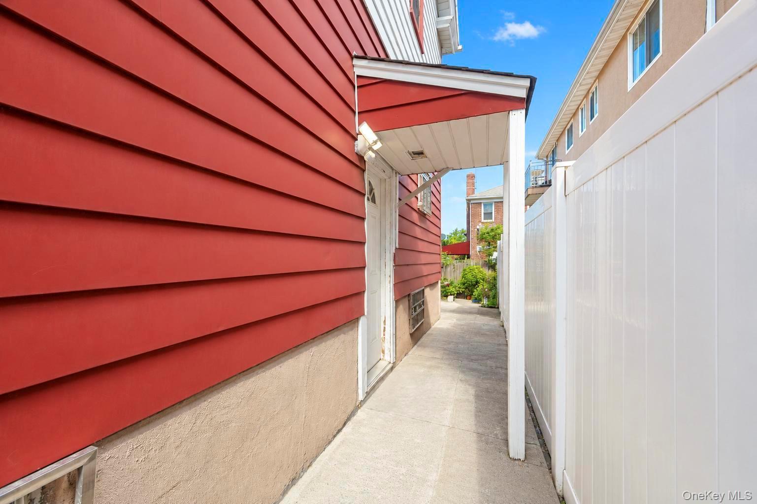 Single Family 84th Avenue Queens, NY 11432, MLS-1050708-7