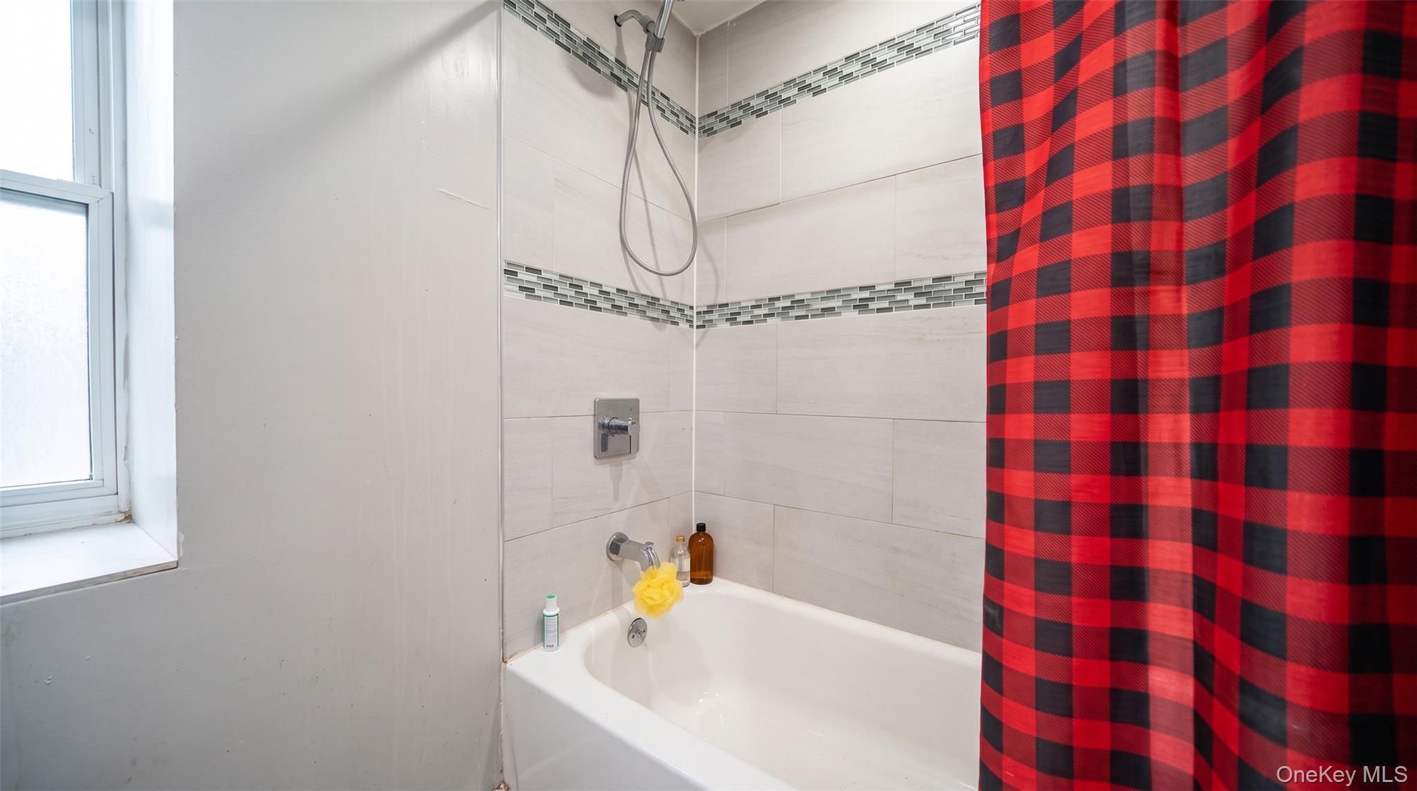 Single Family Tilden Street Bronx, NY 10469, MLS-1050722-10