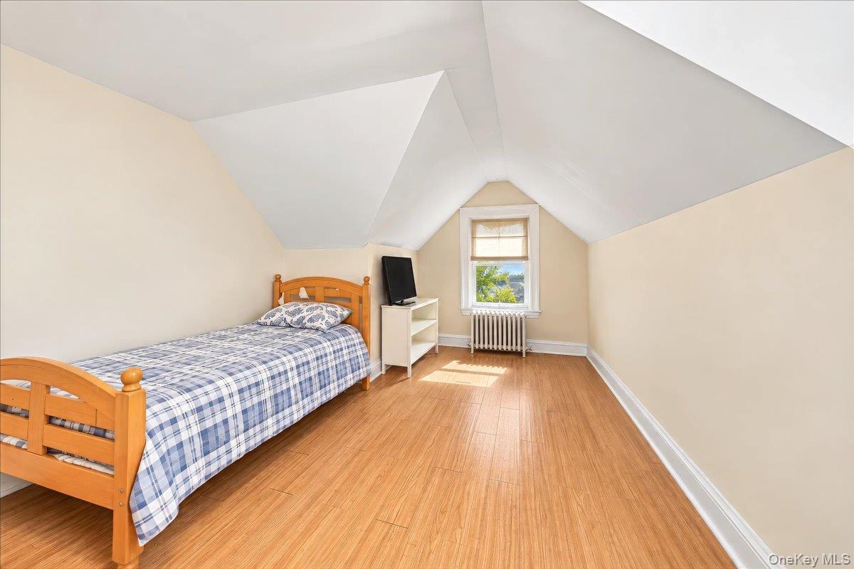 Single Family Edgewood Park Westchester County, NY 10801, MLS-1050741-18