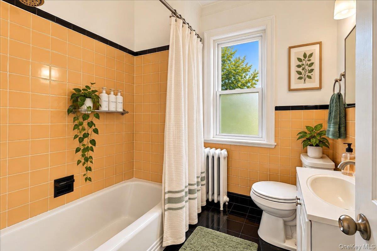 Single Family Edgewood Park Westchester County, NY 10801, MLS-1050741-23