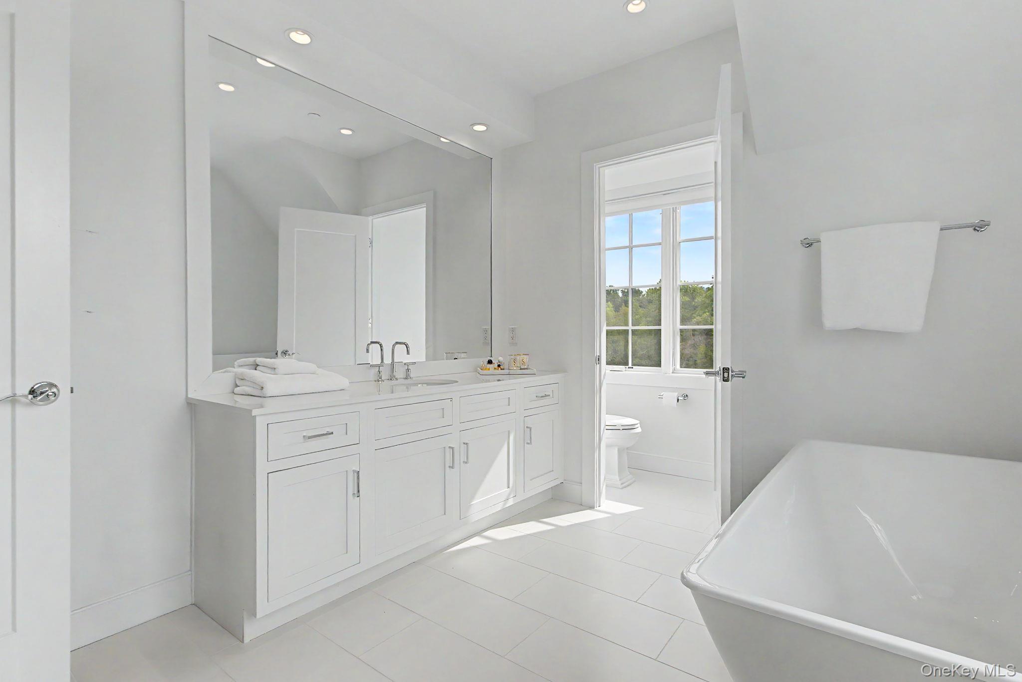 Single Family Jasmine Lane Westchester County, NY 10573, MLS-1050744-24