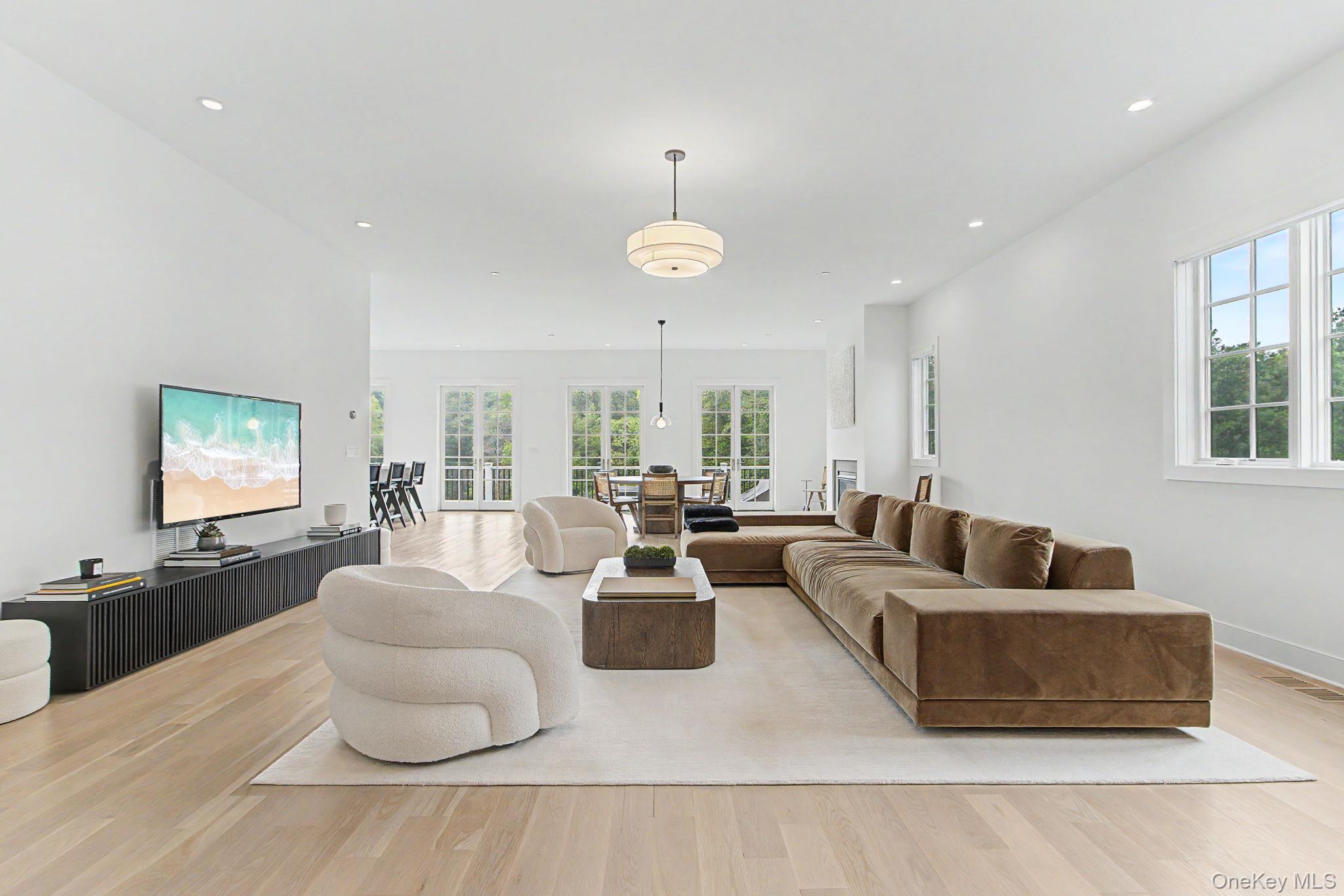 Single Family Jasmine Lane Westchester County, NY 10573, MLS-1050744-3