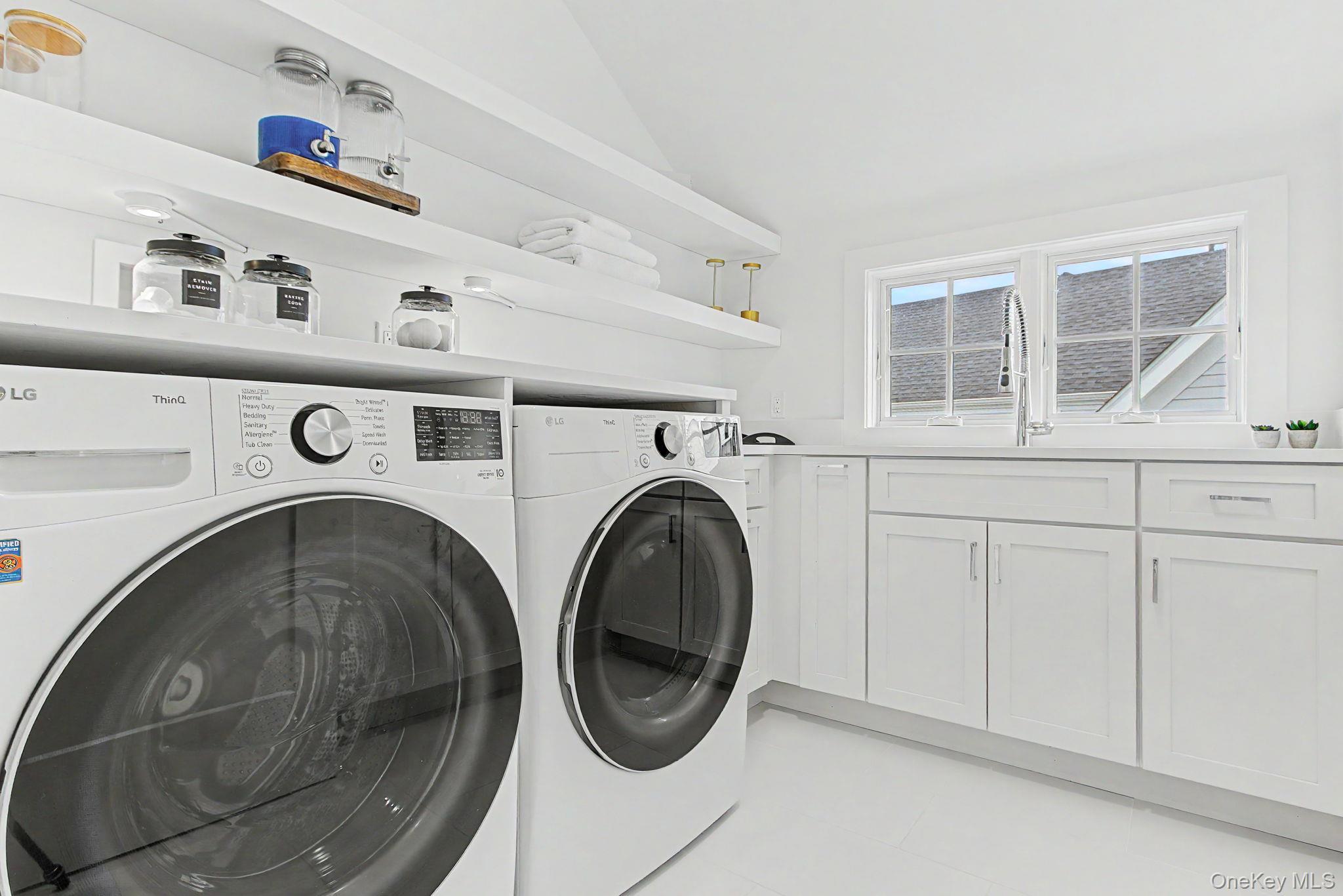 Single Family Jasmine Lane Westchester County, NY 10573, MLS-1050744-32
