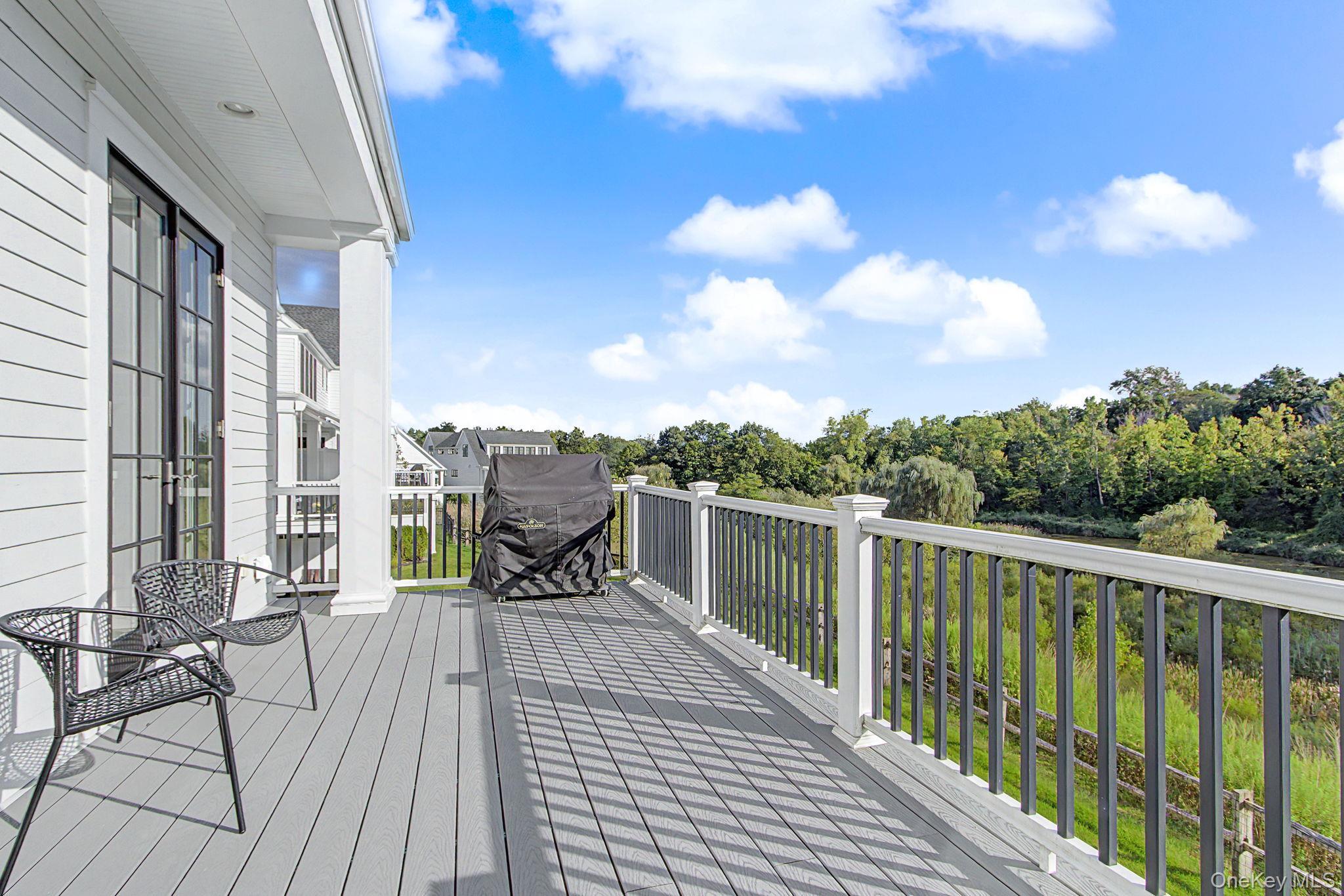 Single Family Jasmine Lane Westchester County, NY 10573, MLS-1050744-43