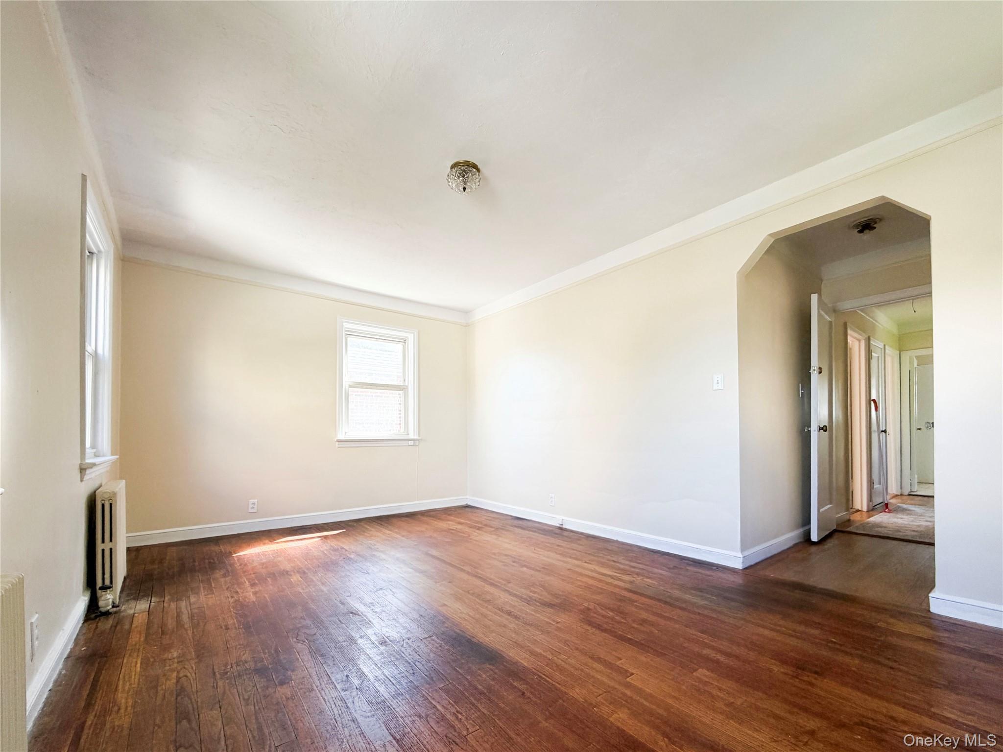 Single Family Yates Avenue Bronx, NY 10461, MLS-1050772-17