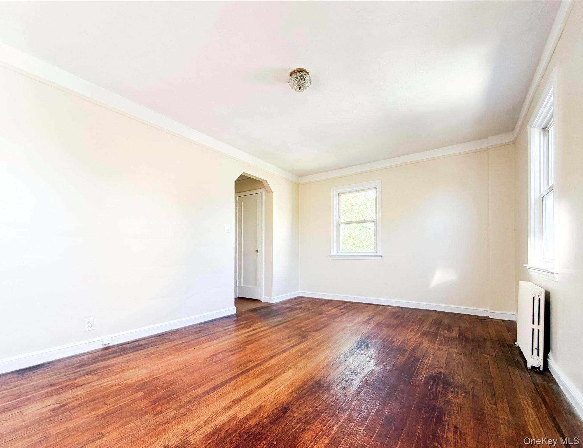 Single Family Yates Avenue Bronx, NY 10461, MLS-1050772-18