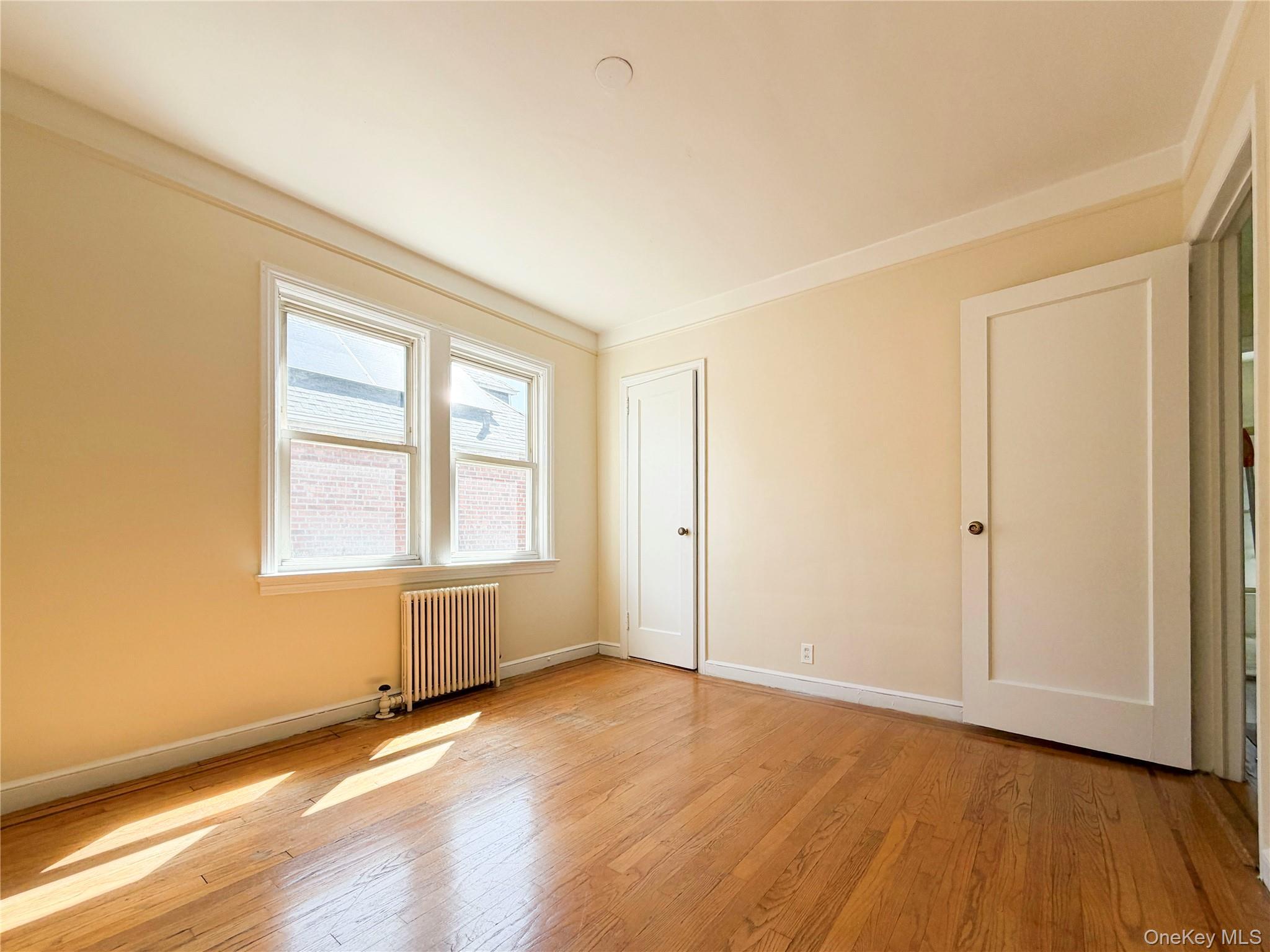 Single Family Yates Avenue Bronx, NY 10461, MLS-1050772-20