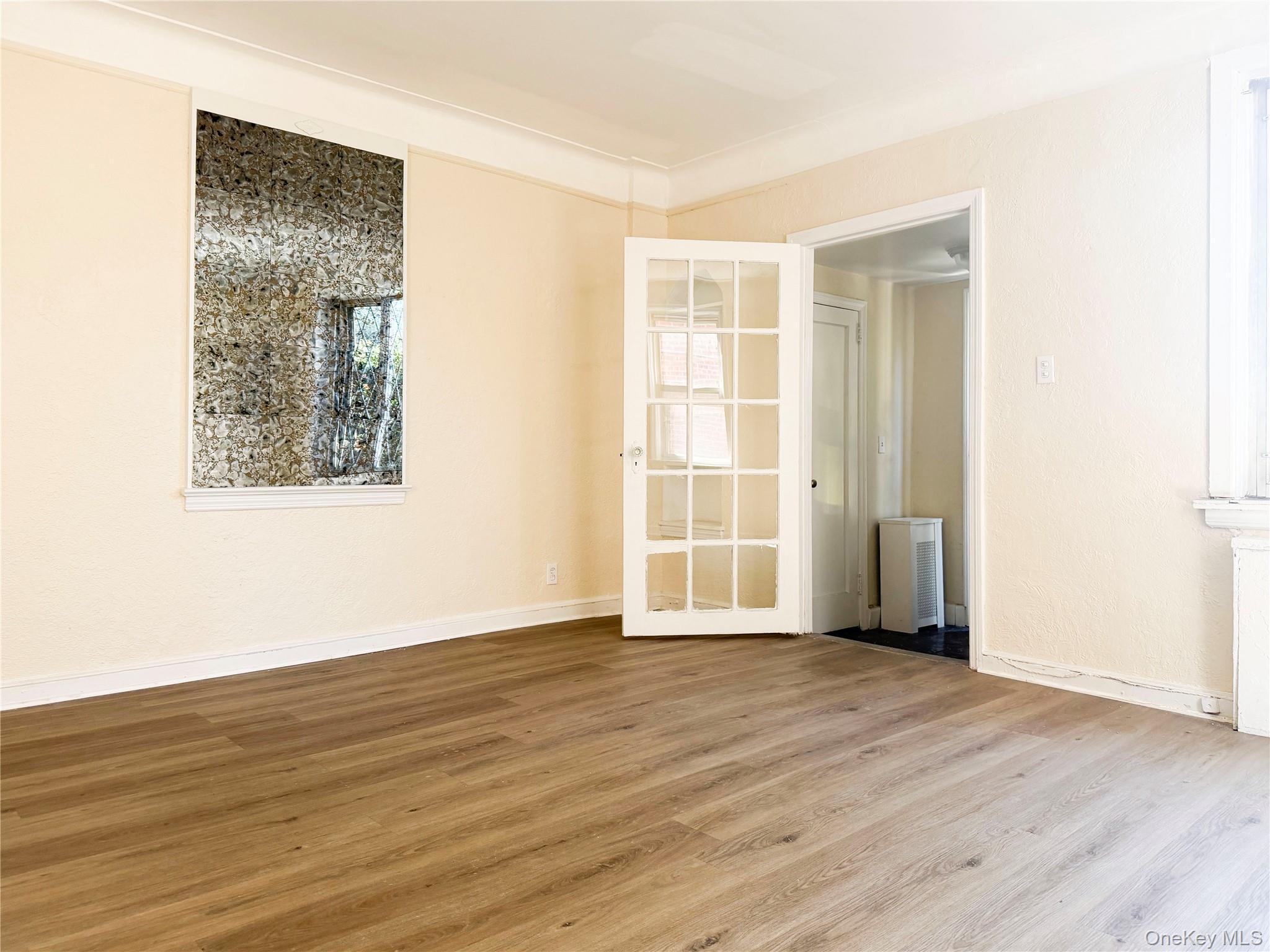 Single Family Yates Avenue Bronx, NY 10461, MLS-1050772-5