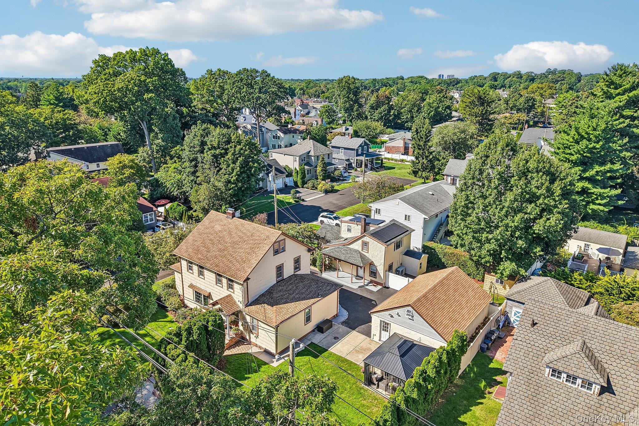 Single Family Jefferson Avenue  Nassau County, NY 11577, MLS-1050812-12