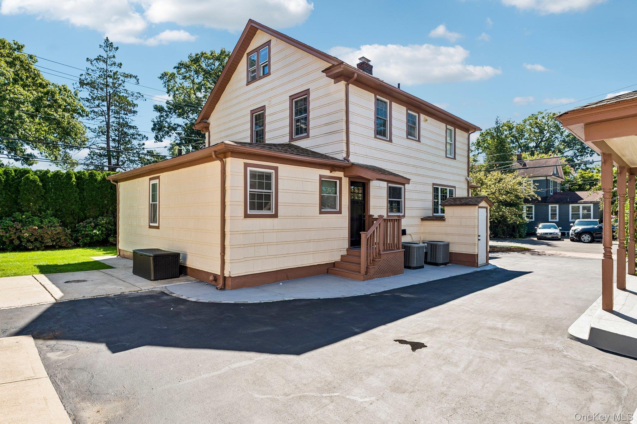 Single Family Jefferson Avenue  Nassau County, NY 11577, MLS-1050812-4