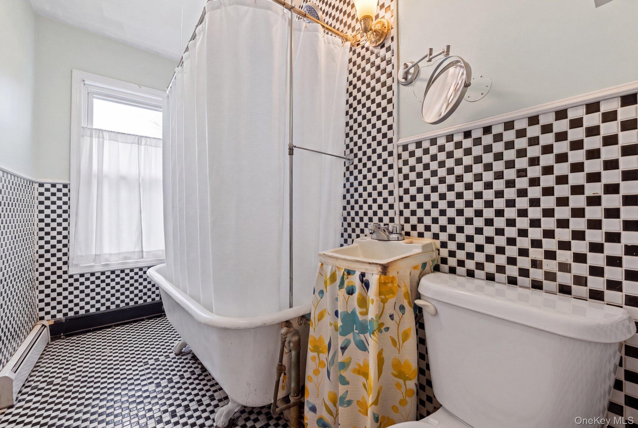 Single Family Bradford Street  Brooklyn, NY 11207, MLS-1050842-22