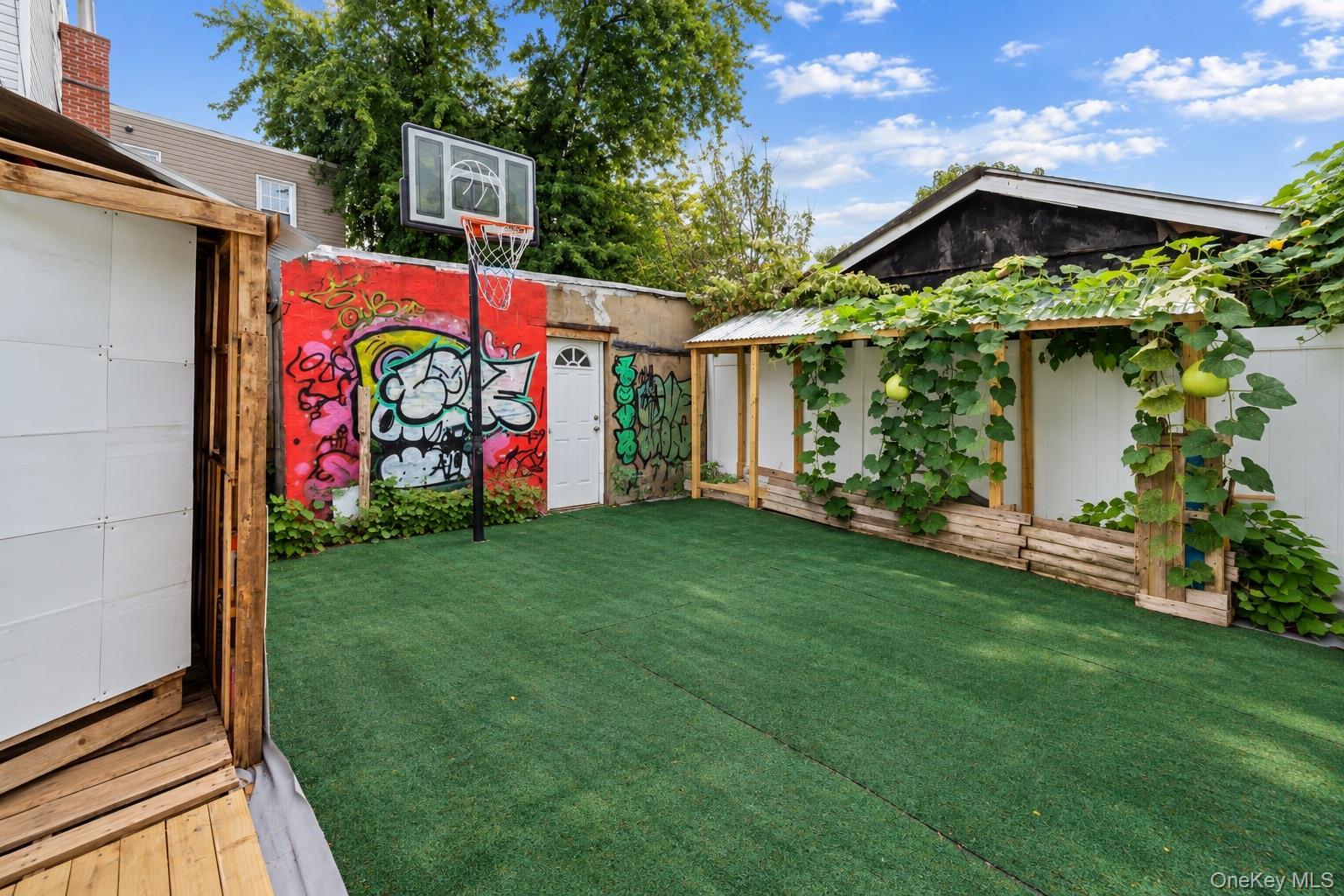 Single Family Bradford Street  Brooklyn, NY 11207, MLS-1050842-6
