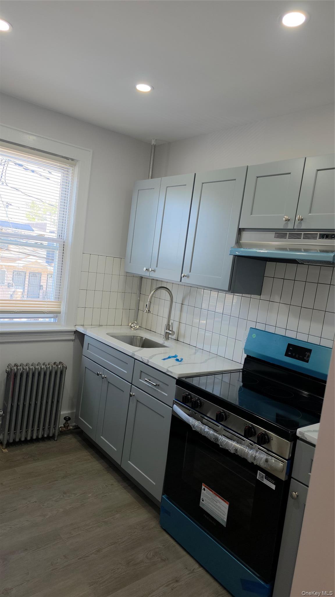 Apartment 115th Road  Queens, NY 11434, MLS-1050849-7