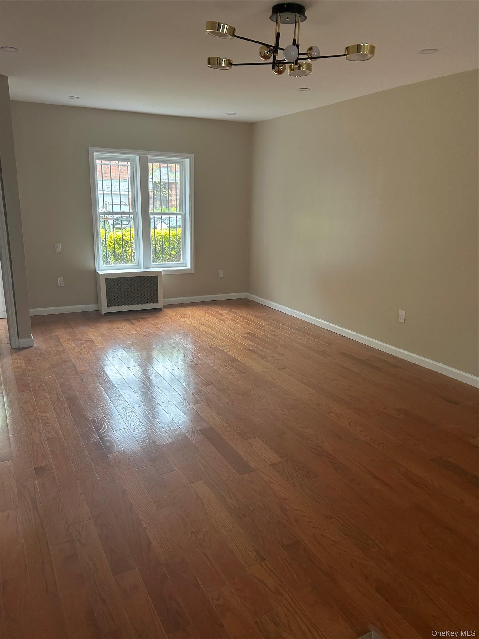 Single Family 183rd Place Queens, NY 11423, MLS-1050861-2