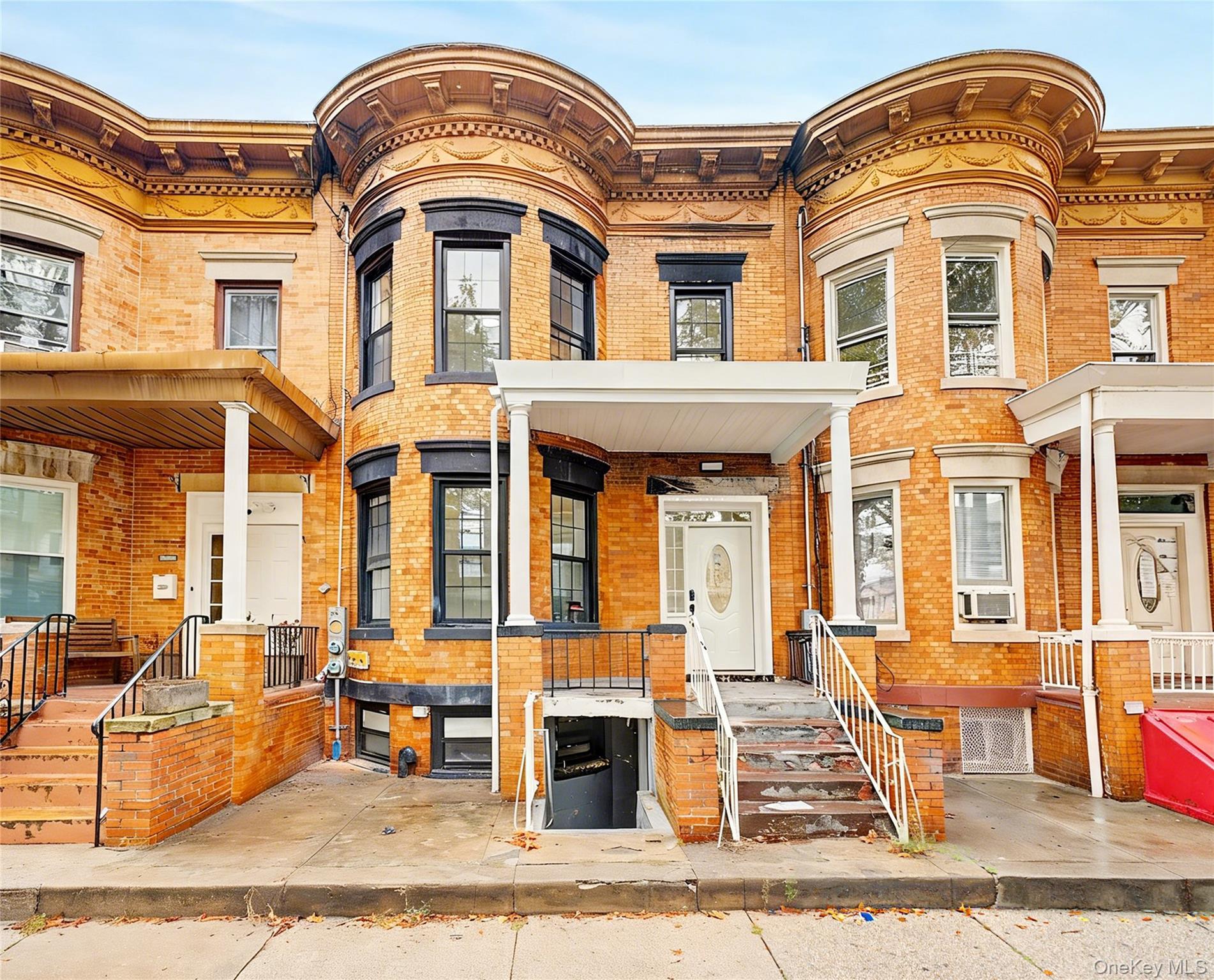 Single Family 91st Avenue Queens, NY 11421, MLS-1050878-2