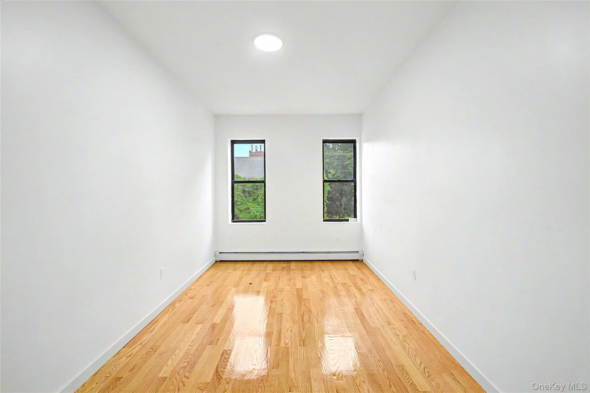 Single Family 91st Avenue Queens, NY 11421, MLS-1050878-23