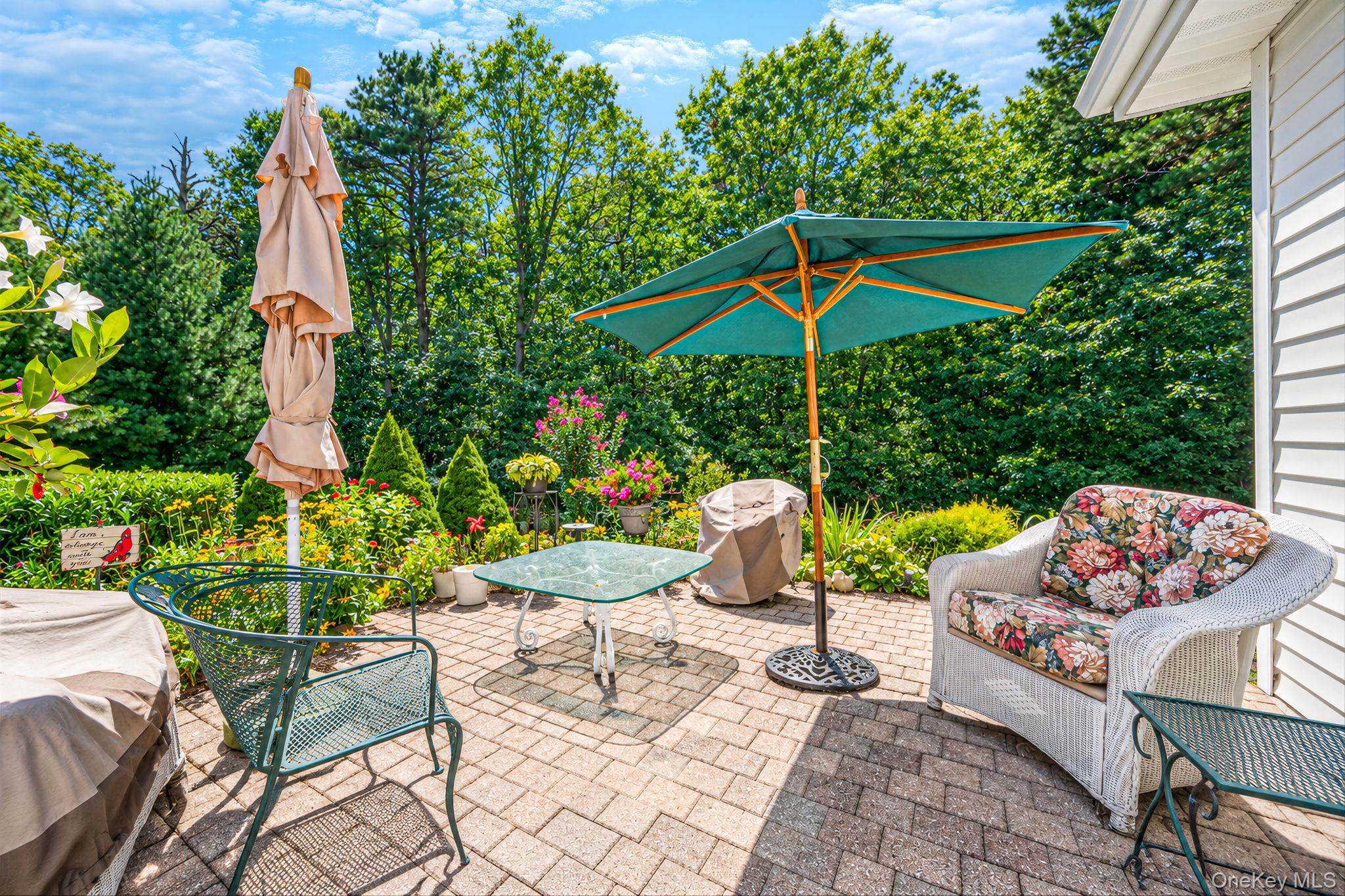 Single Family Golden Spruce Drive  Suffolk County, NY 11933, MLS-1050882-34
