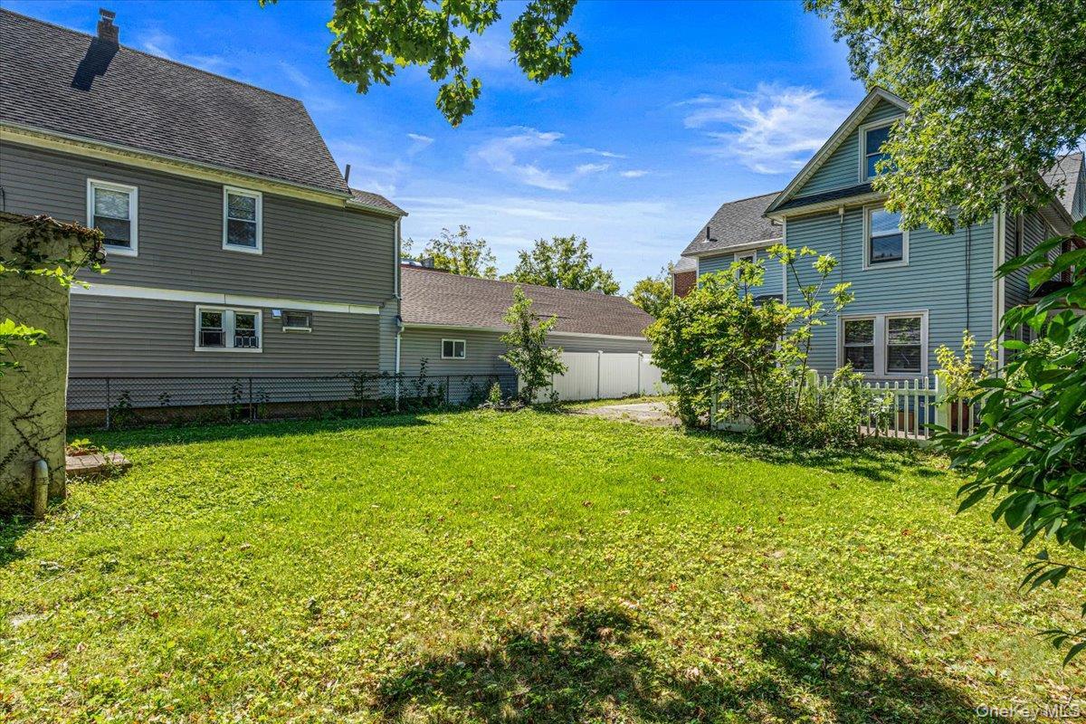Single Family 45th Drive Queens, NY 11361, MLS-1050895-27