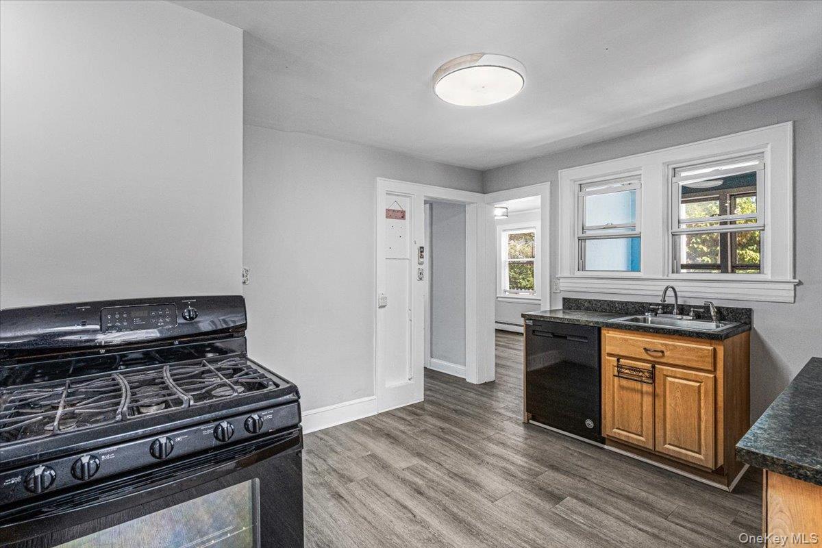 Single Family 45th Drive Queens, NY 11361, MLS-1050895-9