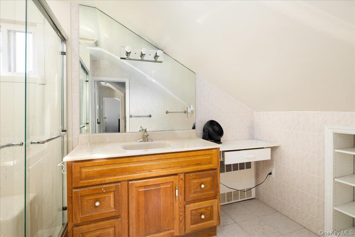 Single Family Seneca Drive Nassau County, NY 11758, MLS-1050899-14