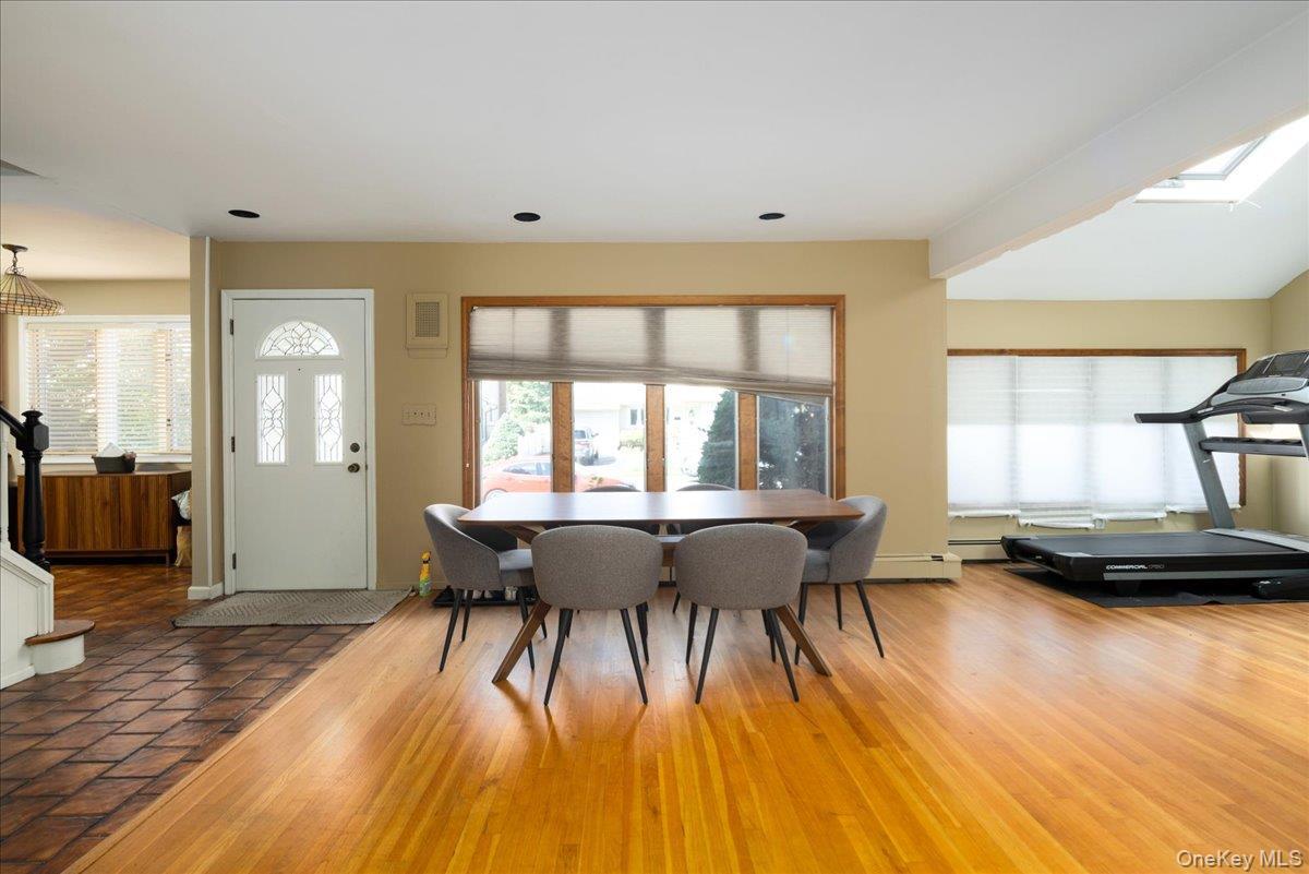Single Family Seneca Drive Nassau County, NY 11758, MLS-1050899-6