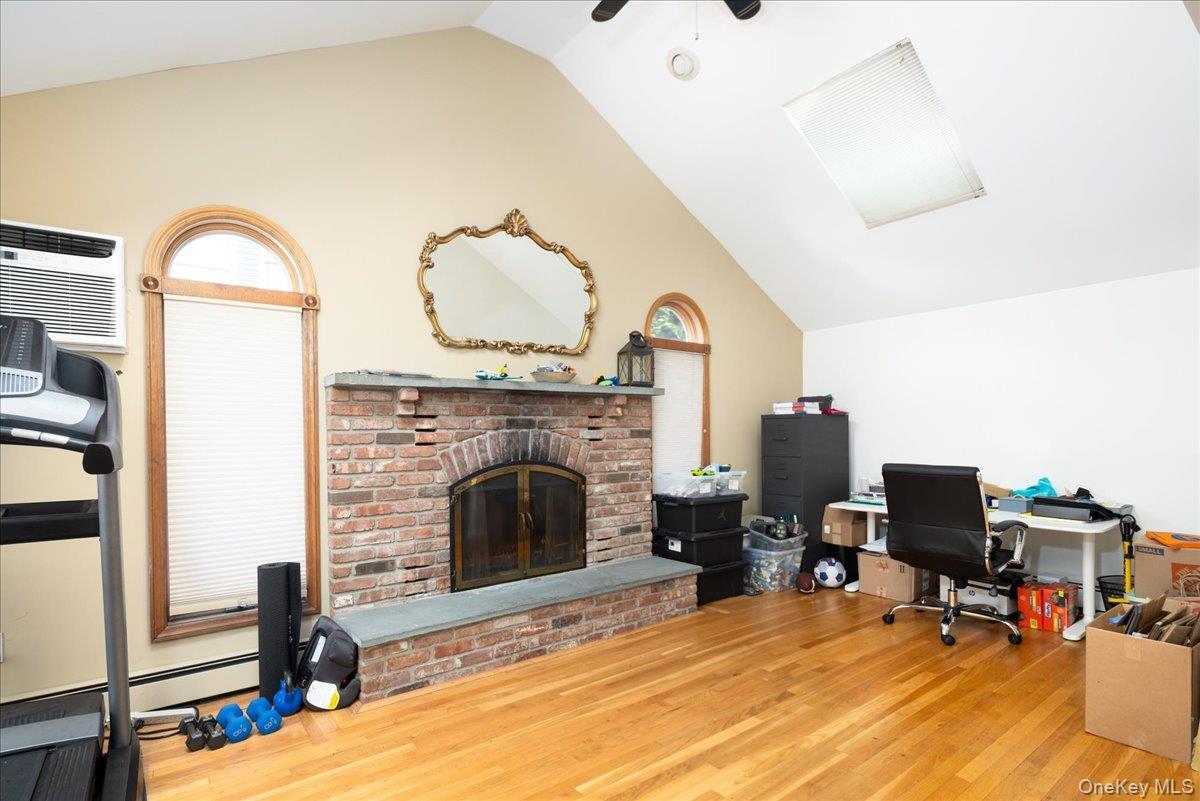Single Family Seneca Drive Nassau County, NY 11758, MLS-1050899-7