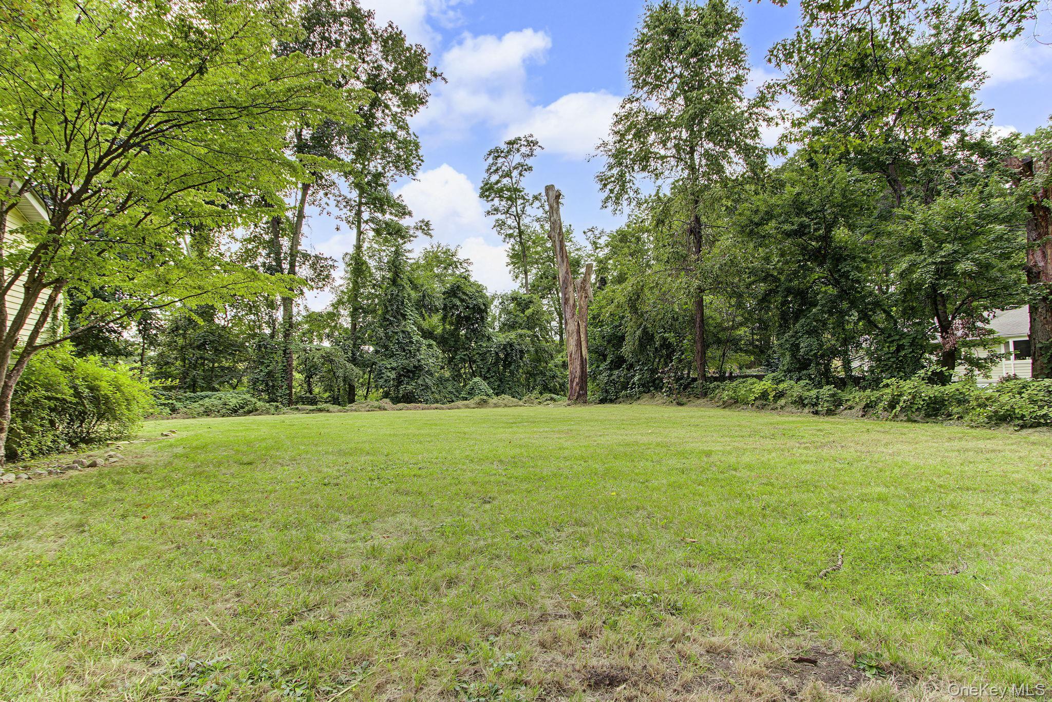 Single Family Jean Drive Westchester County, NY 10567, MLS-1050926-22