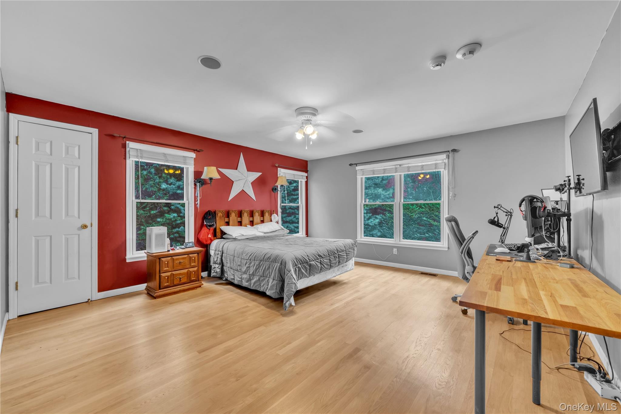 Single Family Old Route 25a  Suffolk County, NY 11768, MLS-1050930-38