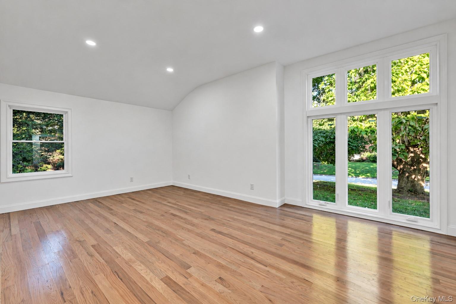 Single Family Cedarfield Terrace Suffolk County, NY 11780, MLS-1050942-16