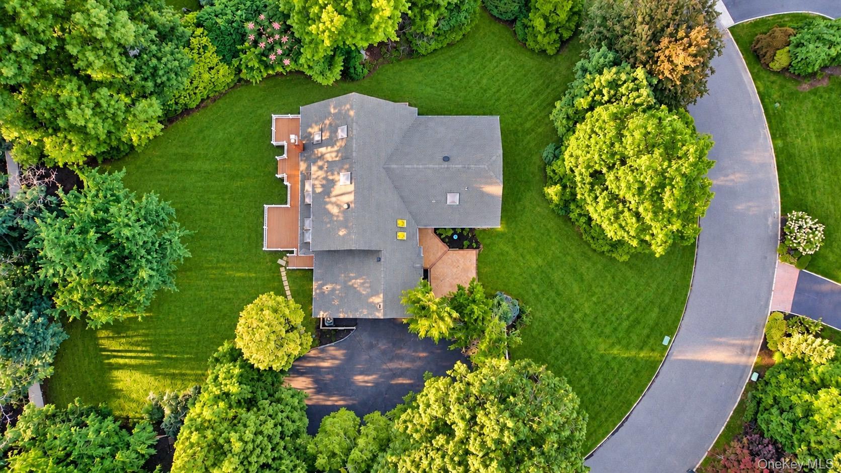 Single Family Cedarfield Terrace Suffolk County, NY 11780, MLS-1050942-43