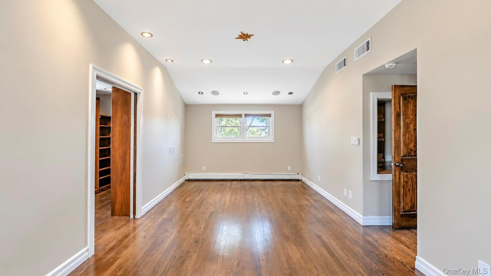 Single Family Howell Street  Nassau County, NY 11510, MLS-1050943-18