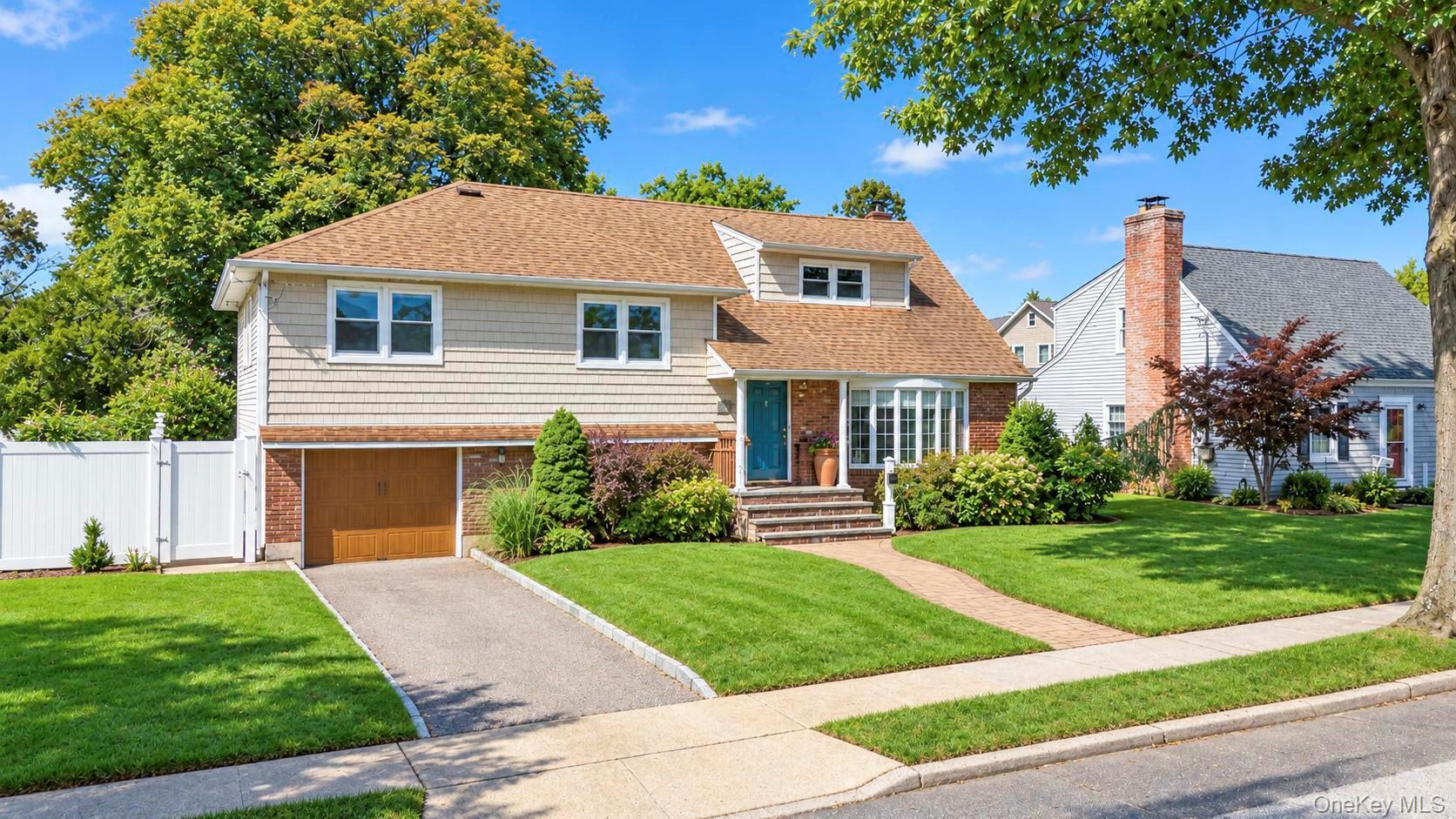 Single Family Howell Street  Nassau County, NY 11510, MLS-1050943-3