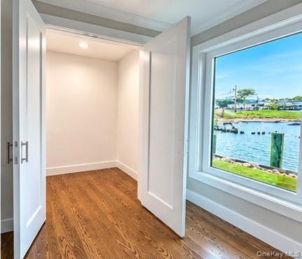 Single Family E Shore Drive  Suffolk County, NY 11702, MLS-1050945-19