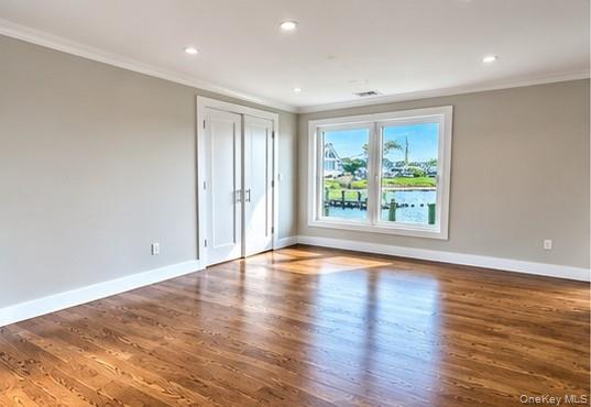 Single Family E Shore Drive  Suffolk County, NY 11702, MLS-1050945-20