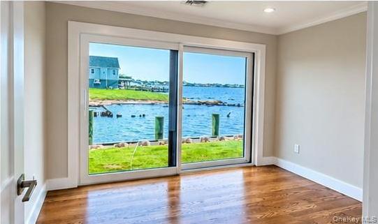Single Family E Shore Drive  Suffolk County, NY 11702, MLS-1050945-22