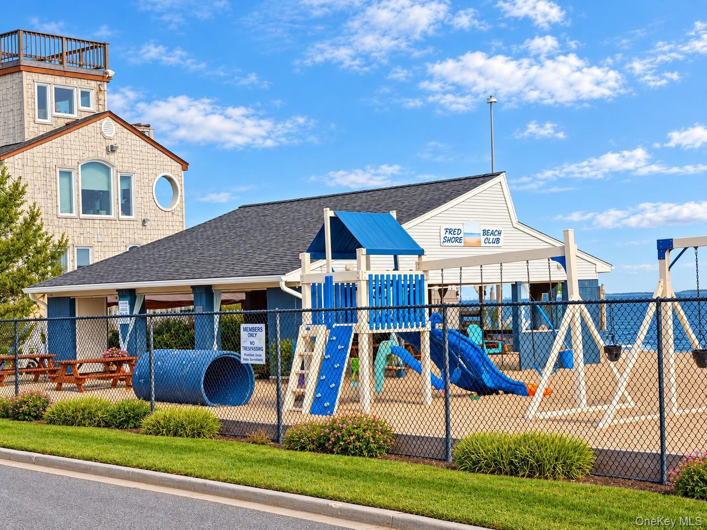 Single Family E Shore Drive  Suffolk County, NY 11702, MLS-1050945-28