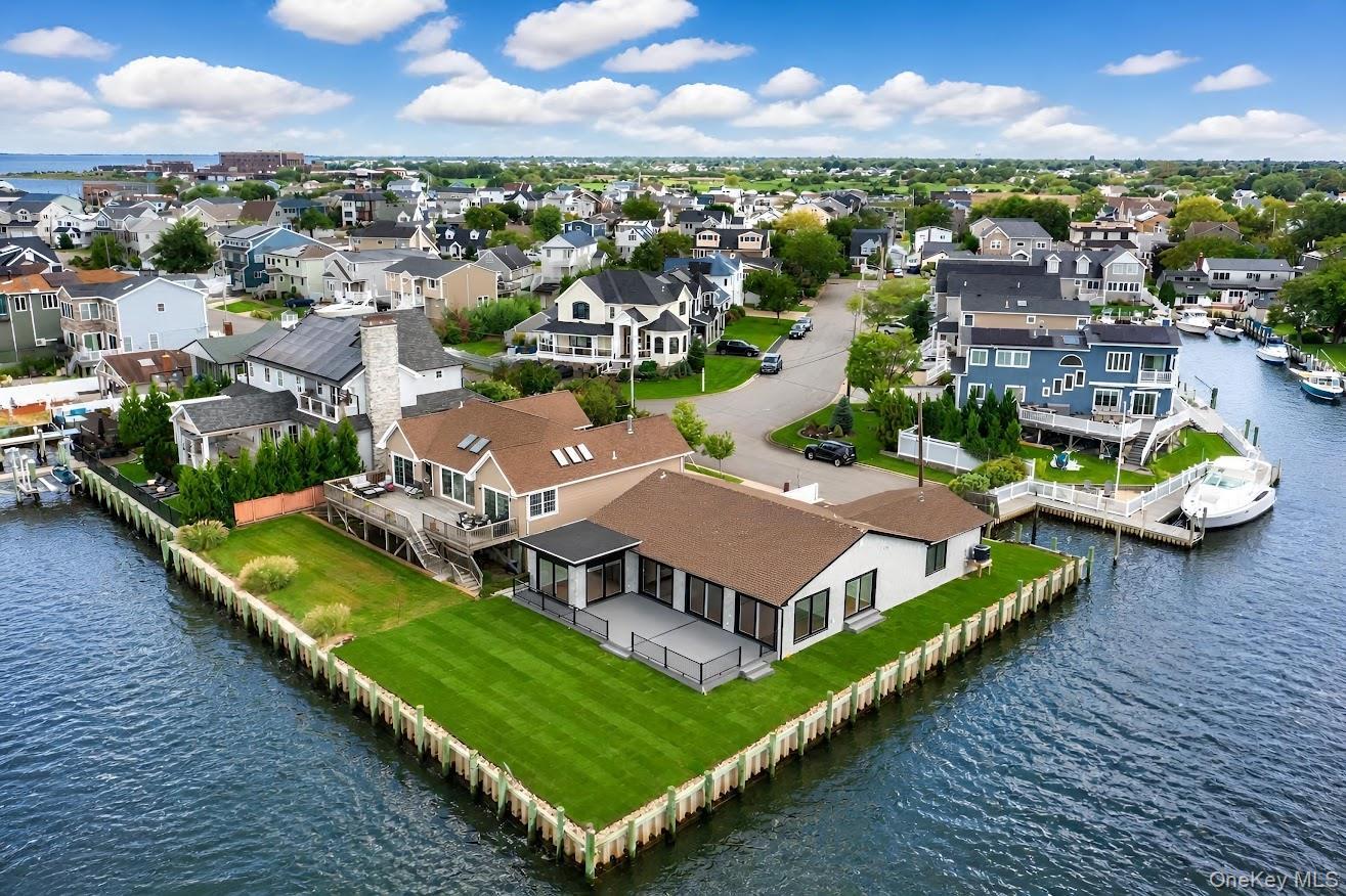 Single Family E Shore Drive  Suffolk County, NY 11702, MLS-1050945-3