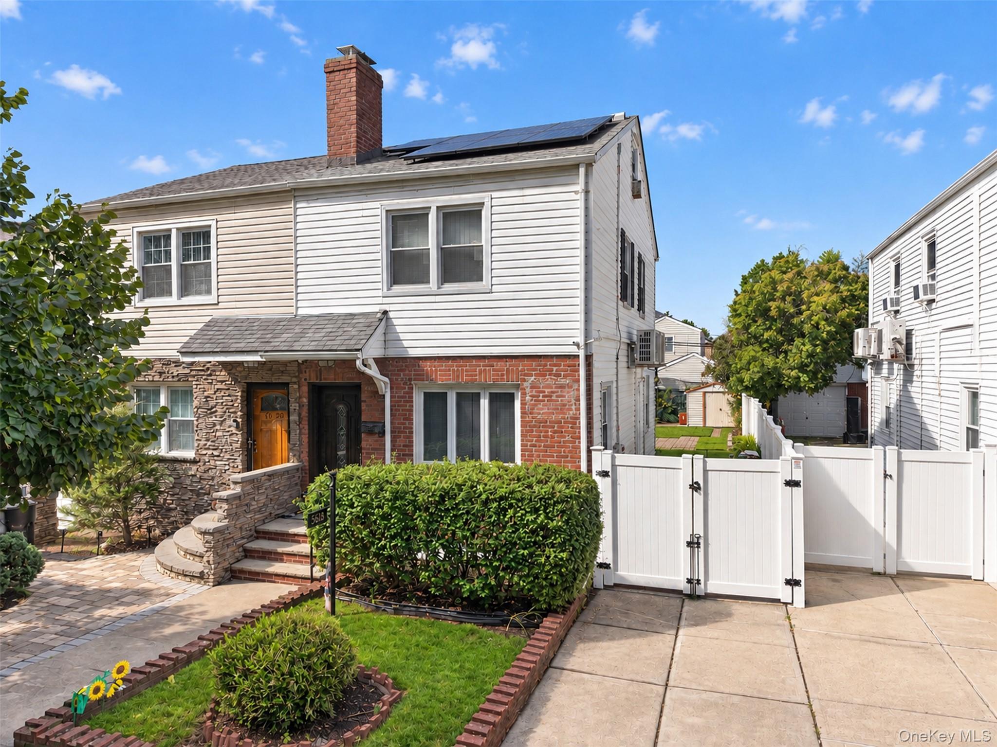 Single Family 185th Street  Queens, NY 11365, MLS-1050966-2