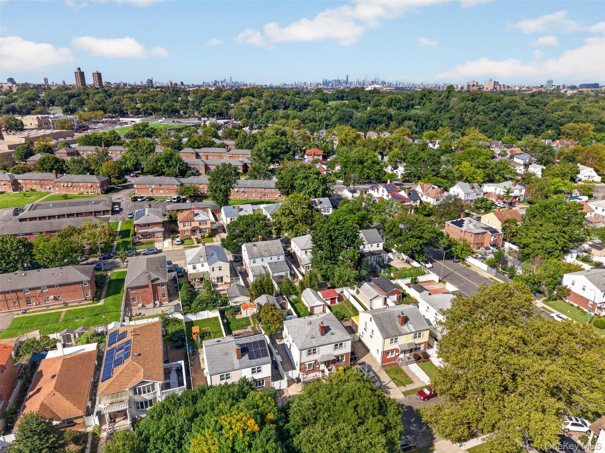 Single Family 185th Street  Queens, NY 11365, MLS-1050966-21