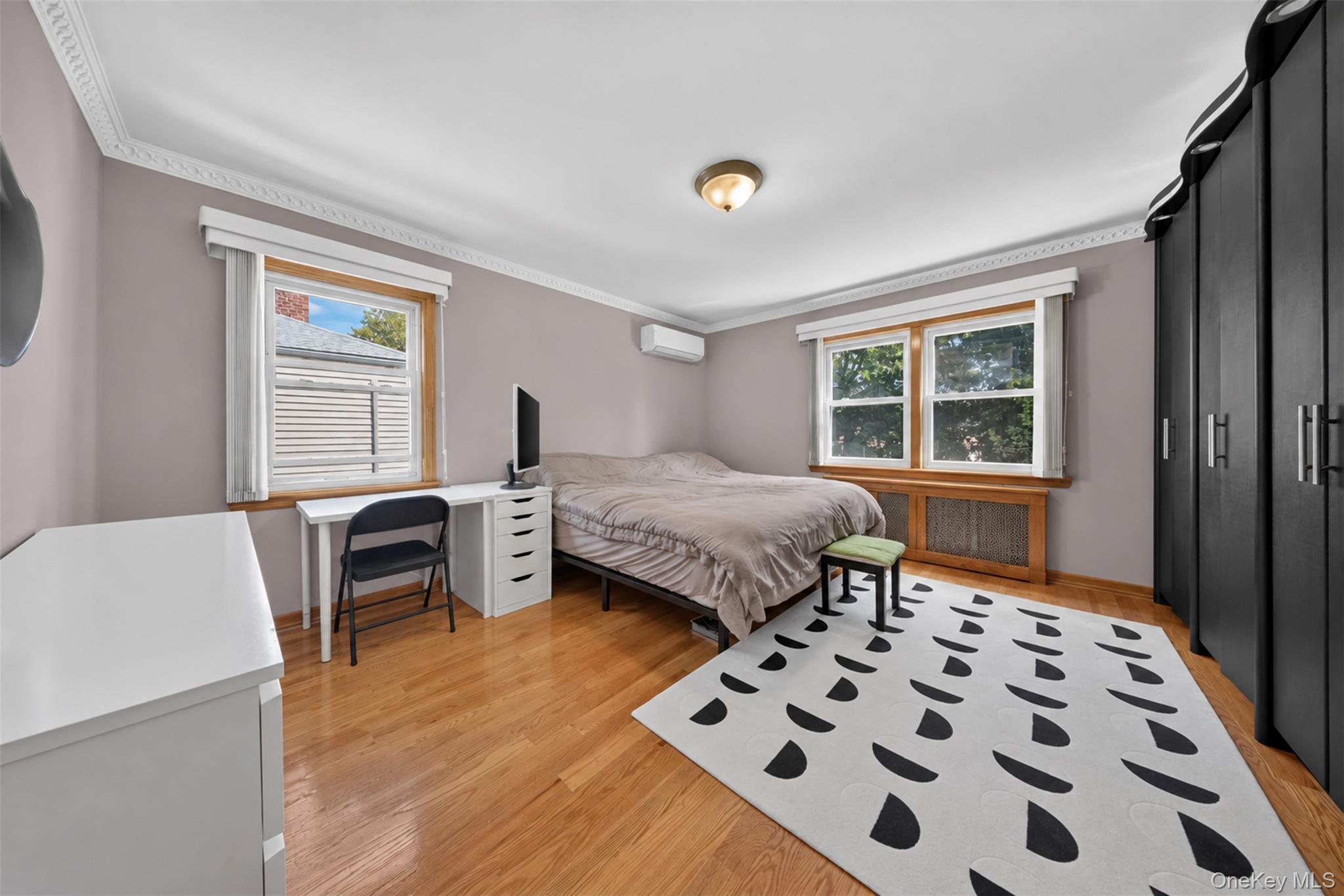 Single Family 185th Street  Queens, NY 11365, MLS-1050966-8