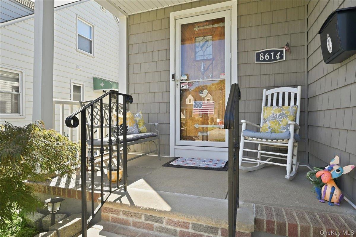 Single Family 251st Street  Queens, NY 11426, MLS-1050980-2
