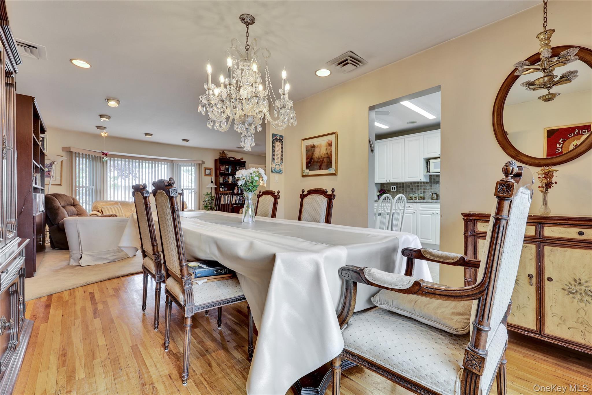 Single Family Woodmere Boulevard  Nassau County, NY 11598, MLS-1050989-10