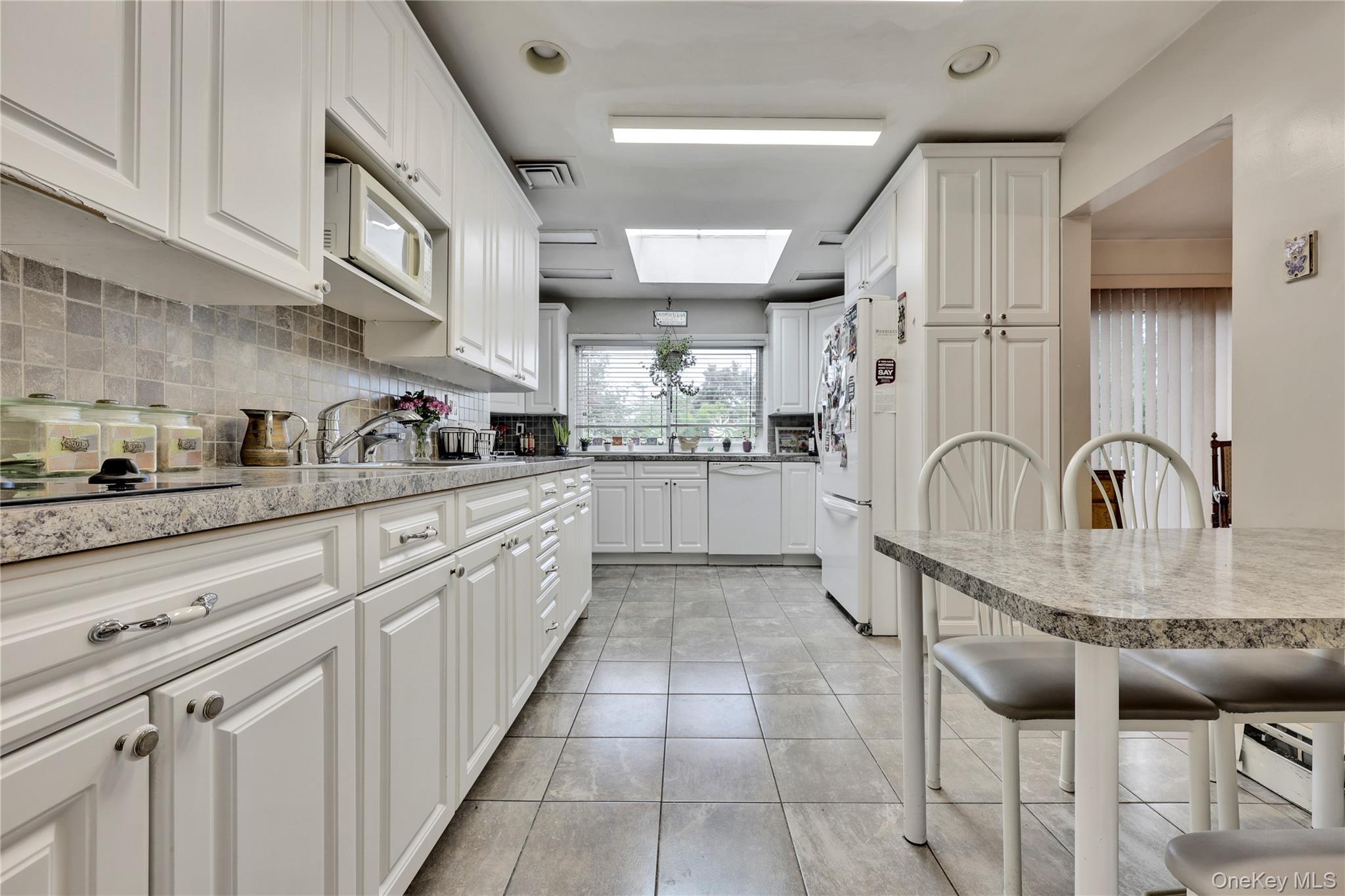 Single Family Woodmere Boulevard  Nassau County, NY 11598, MLS-1050989-11
