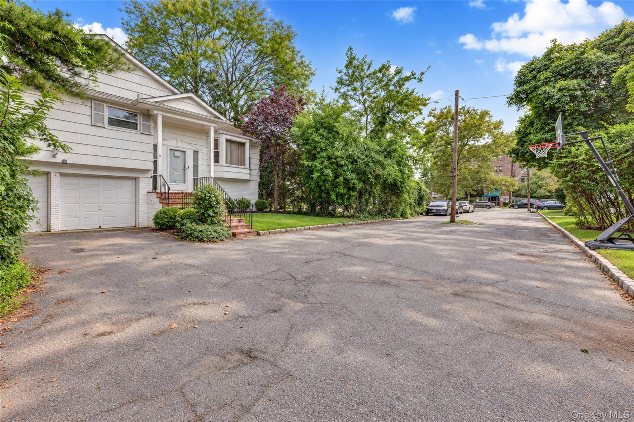 Single Family Woodmere Boulevard  Nassau County, NY 11598, MLS-1050989-2