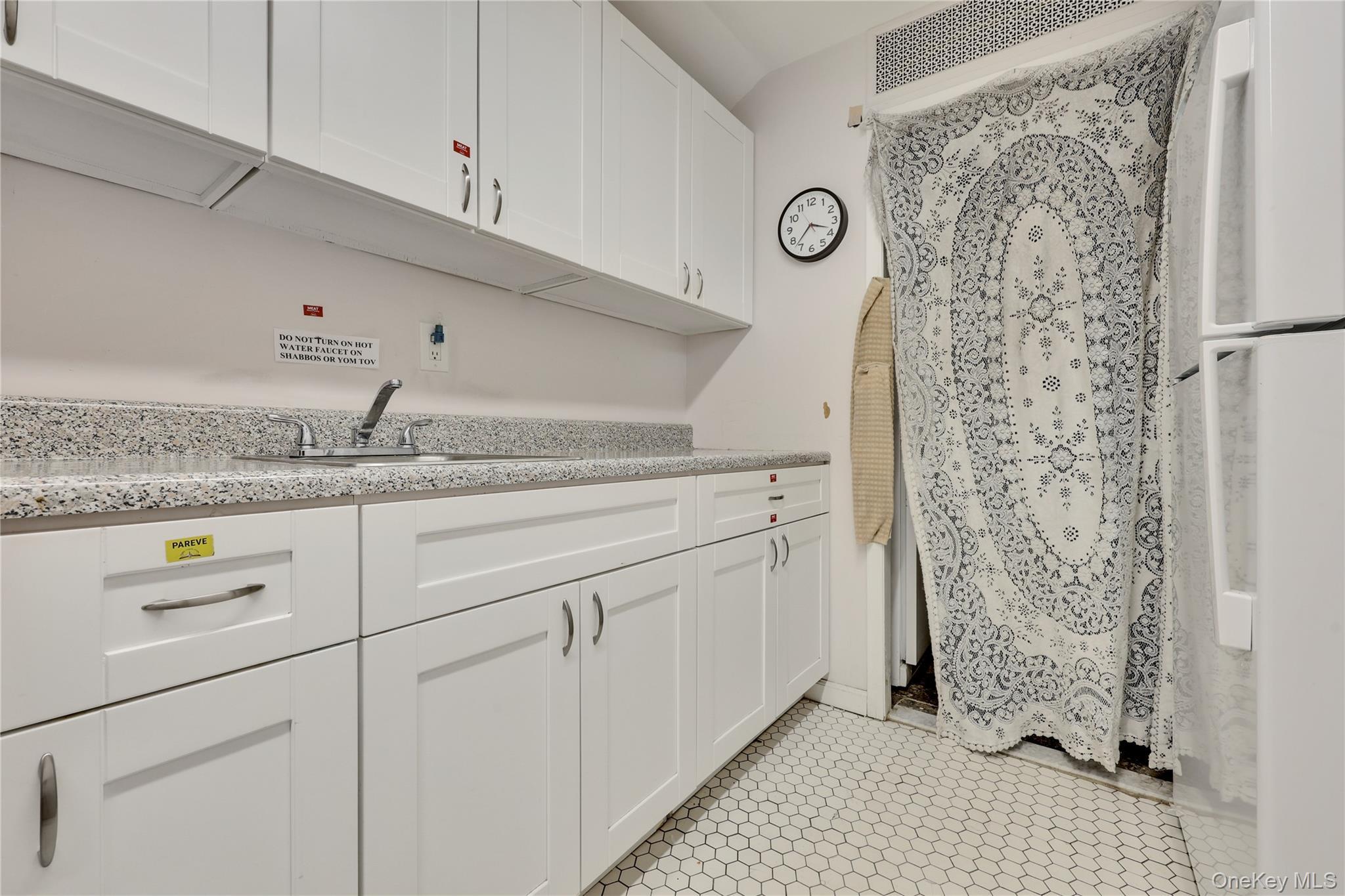 Single Family Woodmere Boulevard  Nassau County, NY 11598, MLS-1050989-22