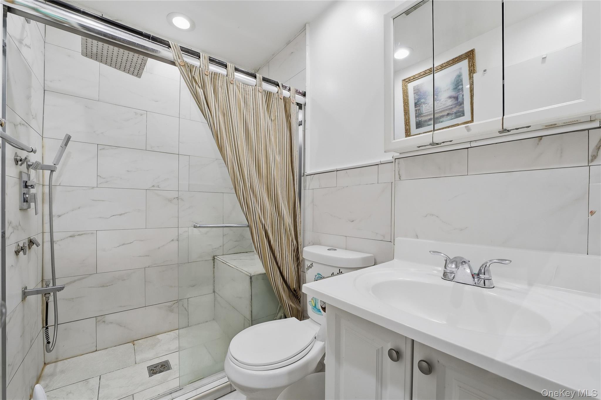 Single Family Cicero Avenue Bronx, NY 10473, MLS-1050993-27
