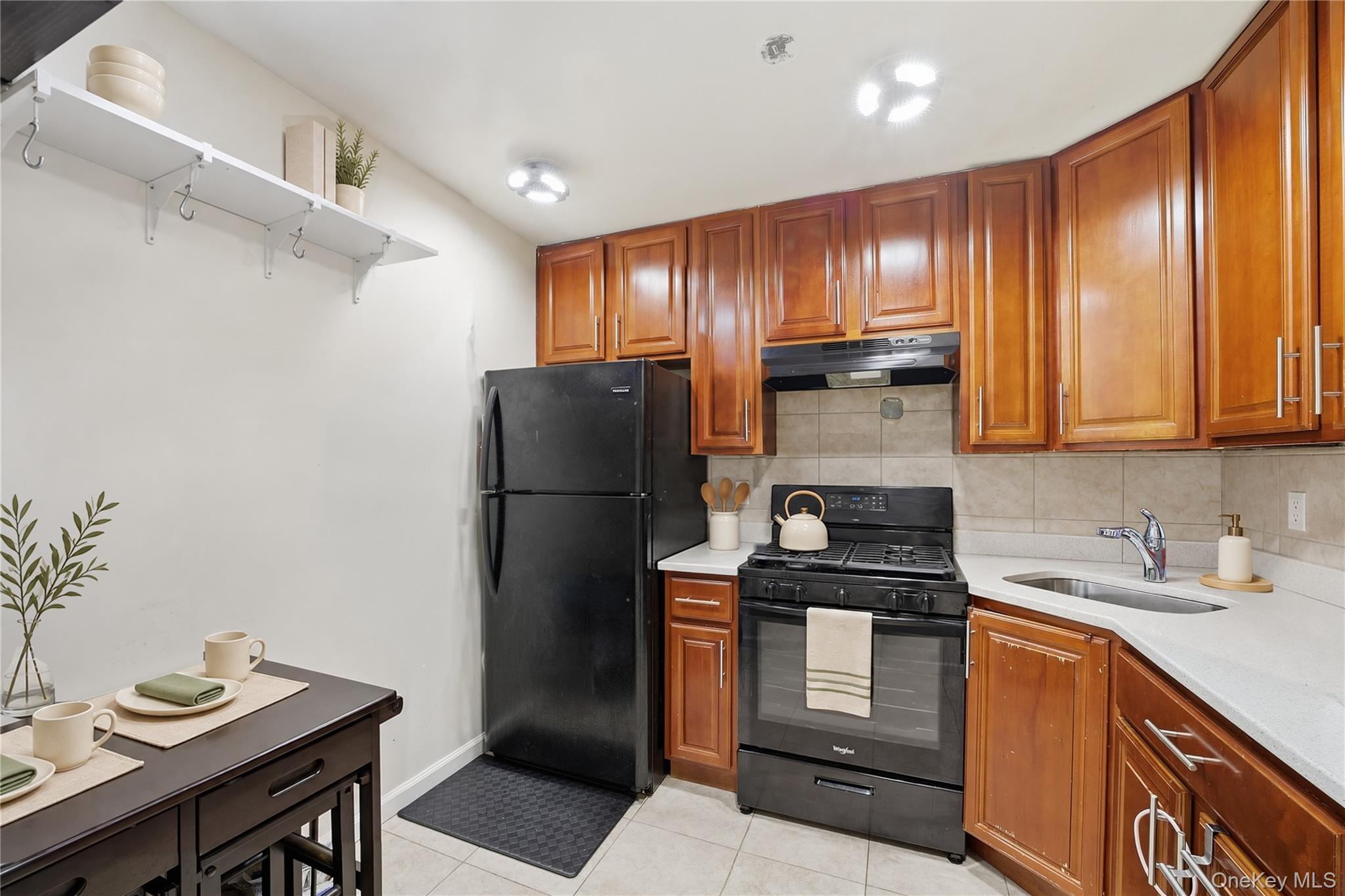 Single Family Cicero Avenue Bronx, NY 10473, MLS-1050993-31