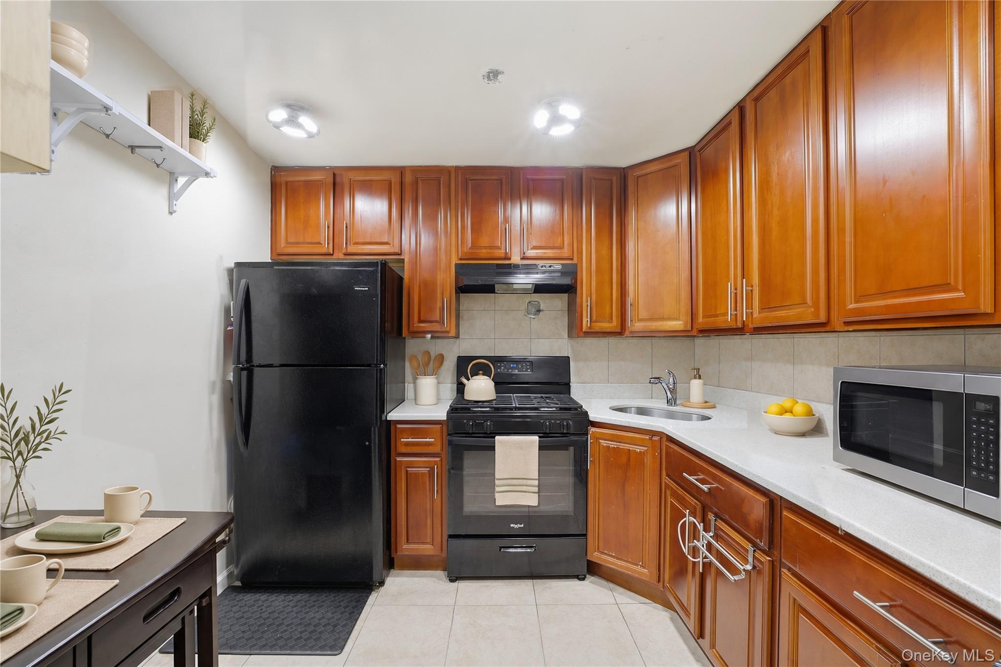 Single Family Cicero Avenue Bronx, NY 10473, MLS-1050993-32