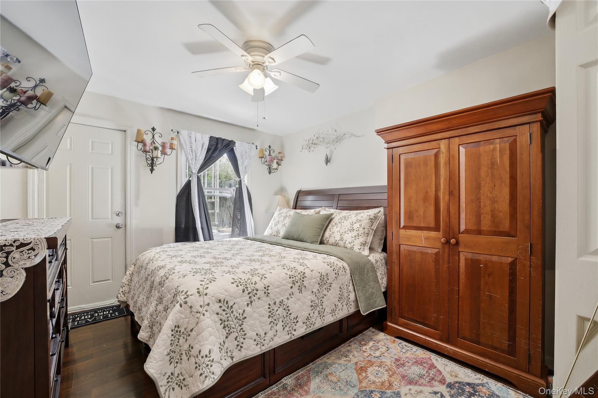 Single Family Cicero Avenue Bronx, NY 10473, MLS-1050993-34
