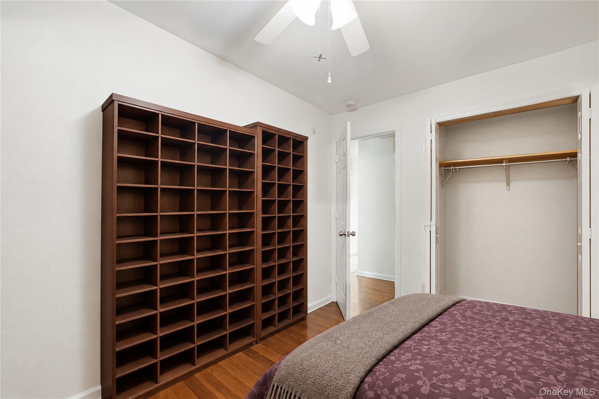 Single Family Cicero Avenue Bronx, NY 10473, MLS-1050993-38